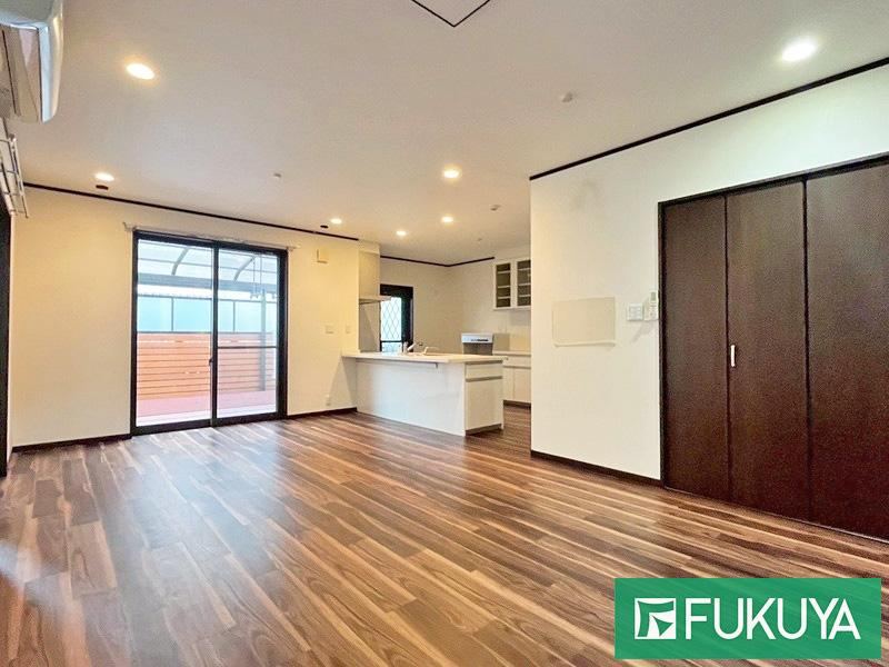 3LDK house in Hirakata, Osaka - Photo 1