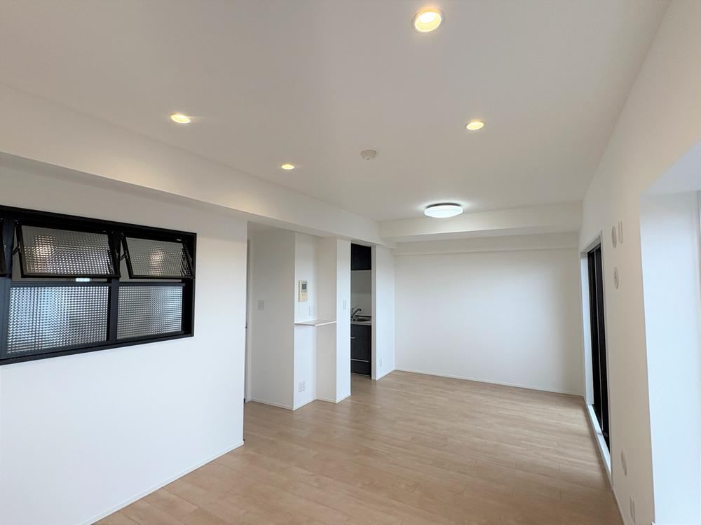 2LDK+S apartment in Miyagino Ward, Sendai, Miyagi - Photo 1