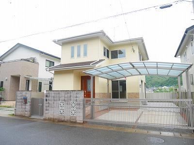 4LDK house in Moji Ward, Kitakyushu, Fukuoka - Photo 1