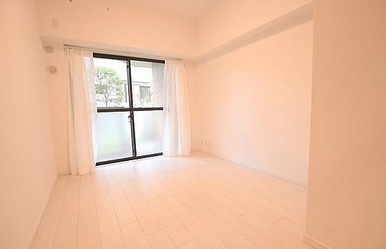 3DK apartment in Katsushika Ward, Tokyo - Photo 1