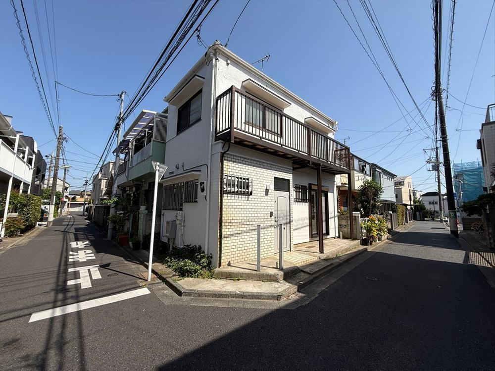 2DK house in Setagaya Ward, Tokyo - Photo 1