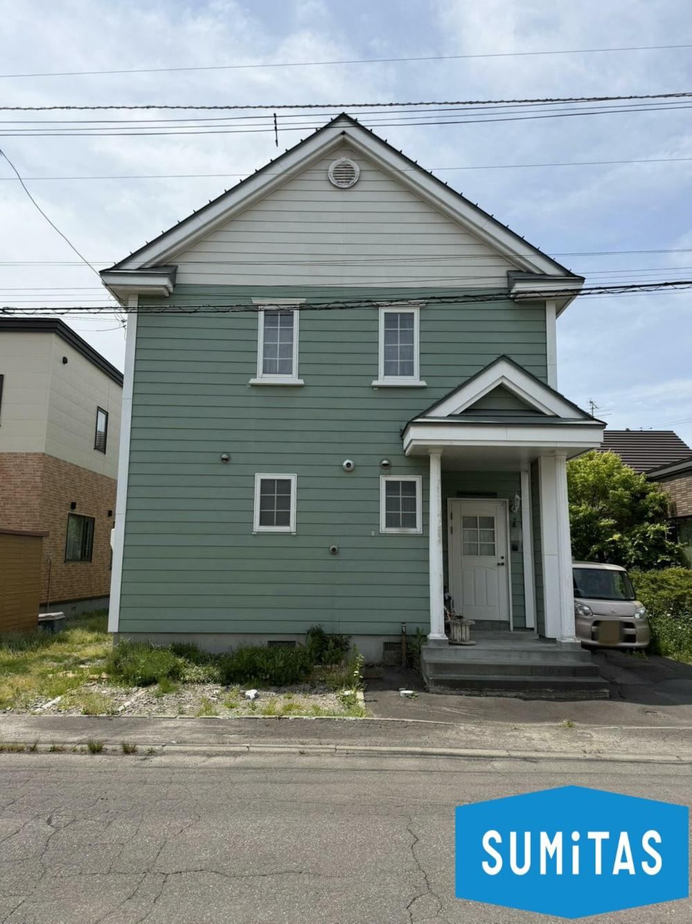 4LDK house in Ebetsu, Hokkaido - Photo 1