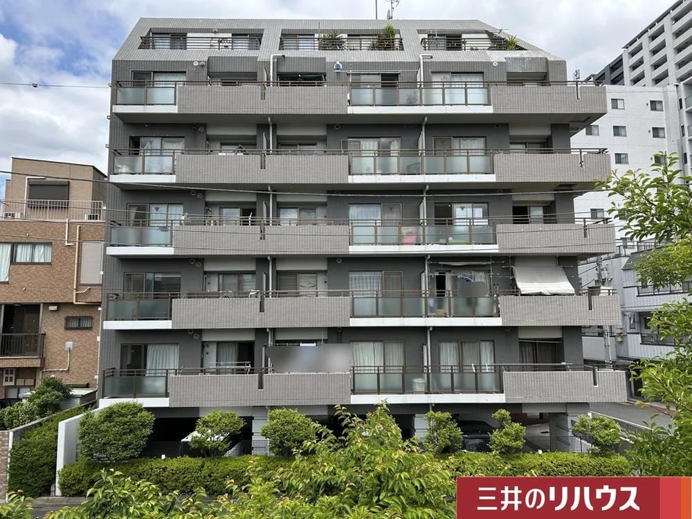 3LDK apartment in Arakawa Ward, Tokyo - Photo 1