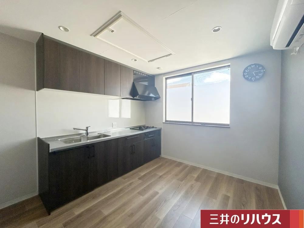 3DK house in Yodogawa Ward, Osaka - Photo 1