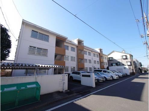 3LDK apartment in Urawa Ward, Saitama - Photo 1