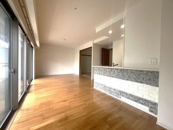 3LDK apartment in Toyonaka, Osaka - Photo 1