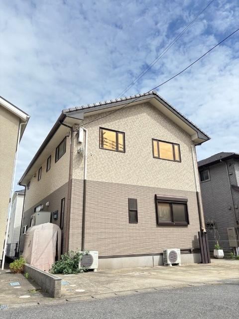 6LDK+S house in Yotsukaido, Chiba - Photo 1