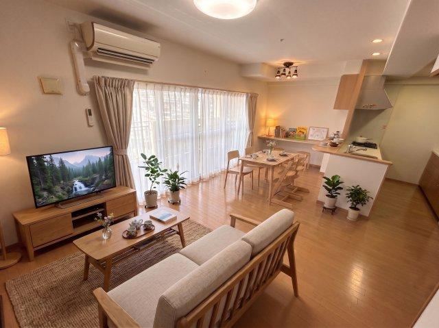 4LDK apartment in Kure, Hiroshima - Photo 1