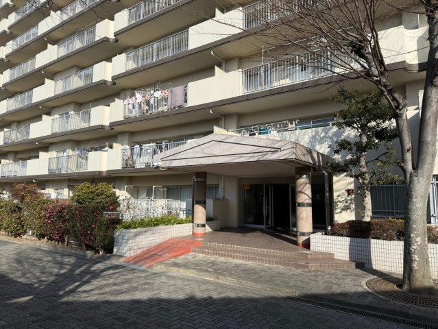 3LDK apartment in Konosu, Saitama - Photo 1