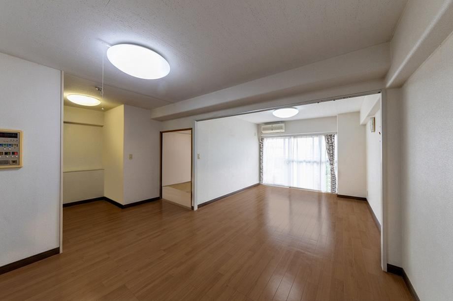 2LDK apartment in Kita Ward, Saitama - Photo 1