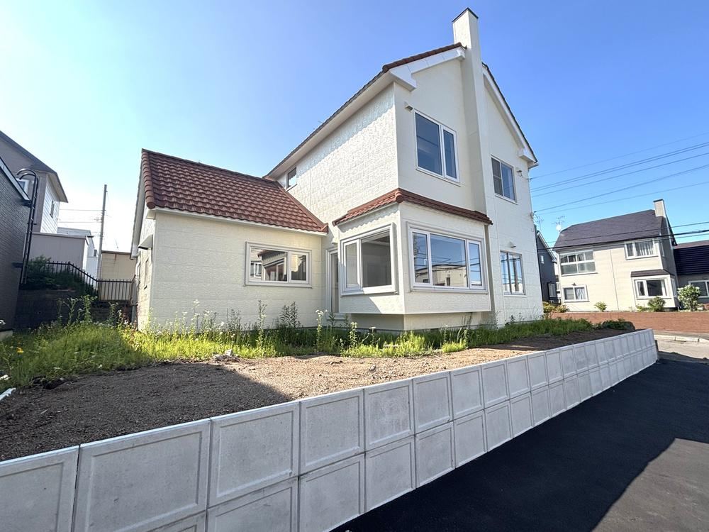 4LDK+S house in Kiyota Ward, Sapporo, Hokkaido - Photo 1