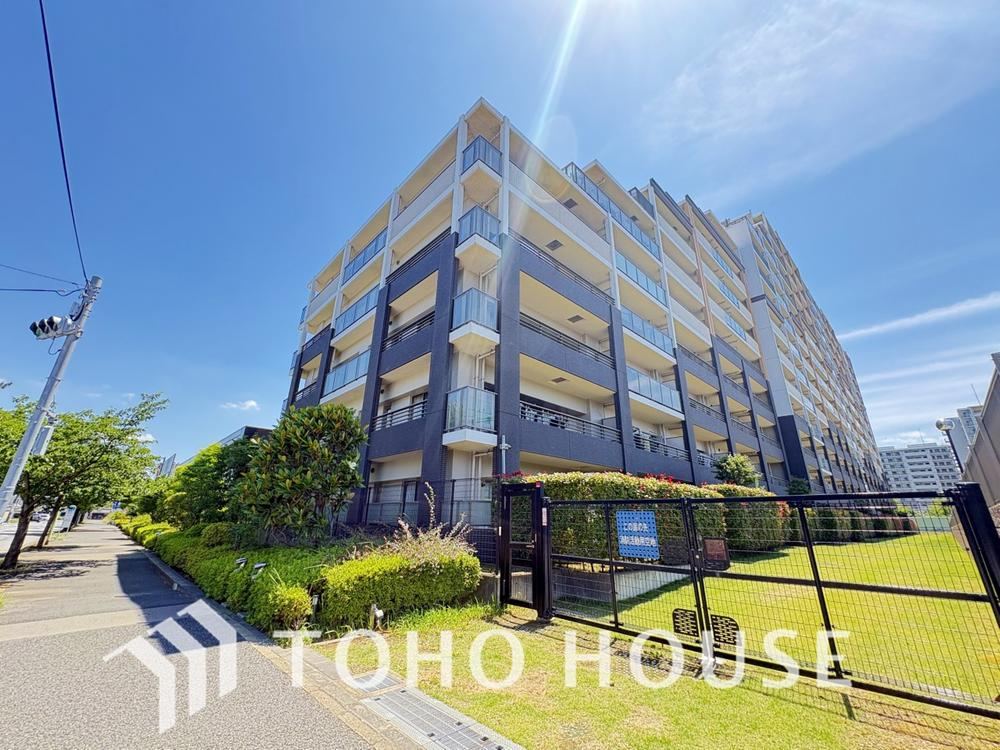 3LDK apartment in Mihama Ward, Chiba - Photo 1