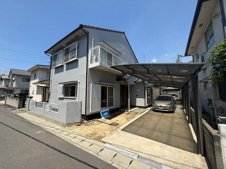 4LDK house in Minami Ward, Okayama - Photo 1