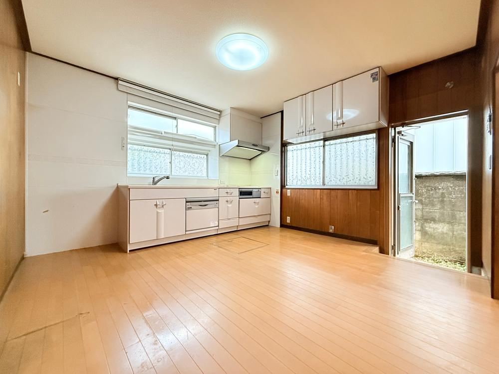 5LDK+S house in Kawanishi, Shiki District, Nara - Photo 1