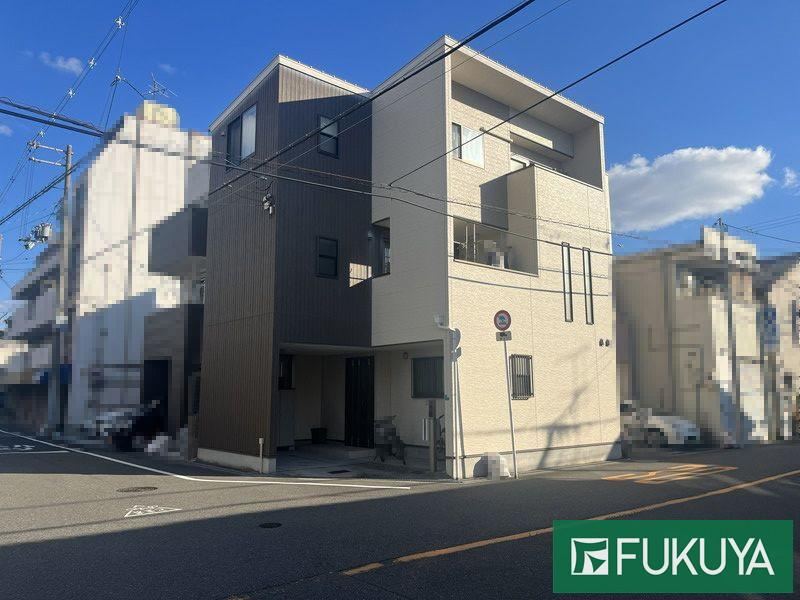 4LDK house in Hirano Ward, Osaka - Photo 1