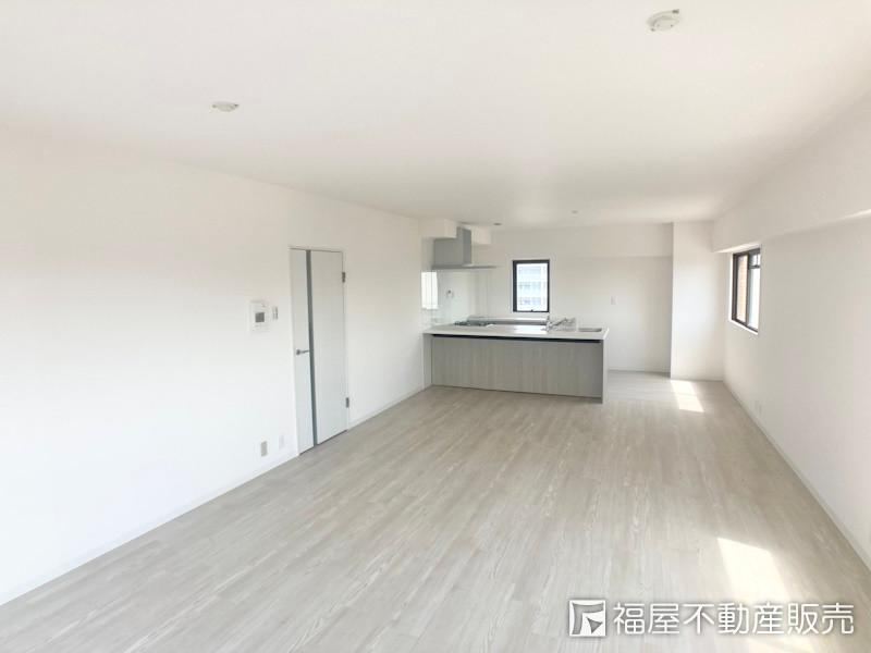 1LDK apartment in Himeji, Hyogo - Photo 1