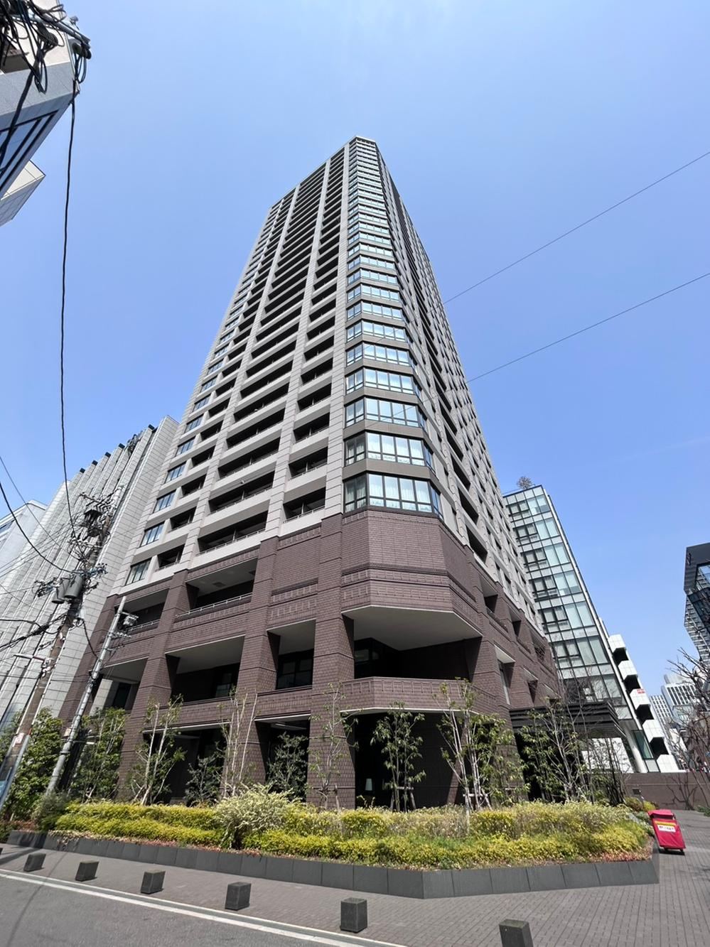 2LDK apartment in Chuo Ward, Osaka - Photo 1