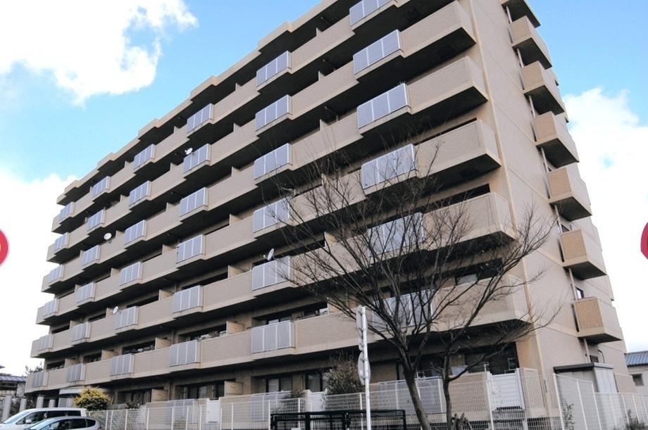 3LDK apartment in Shimonoseki, Yamaguchi - Photo 1