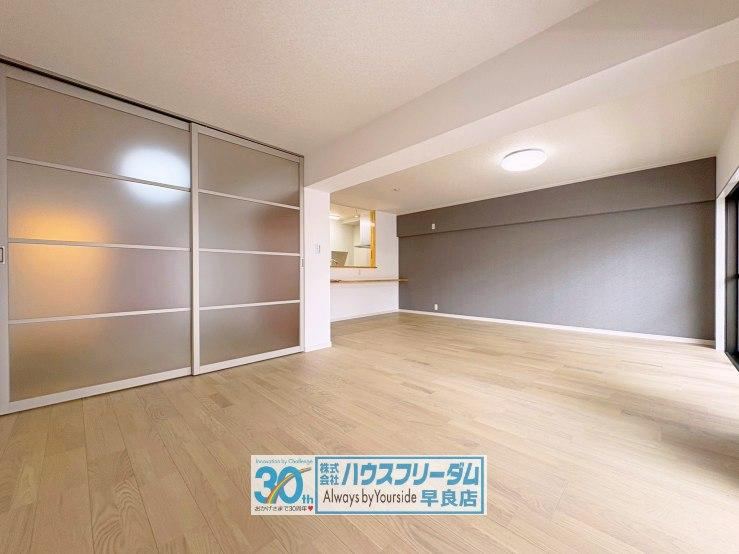 3LDK apartment in Sawara Ward, Fukuoka - Photo 1
