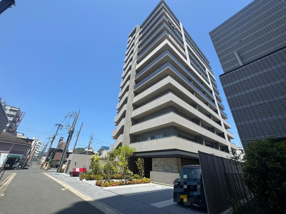 2LDK+S apartment in Hofu, Yamaguchi - Photo 1
