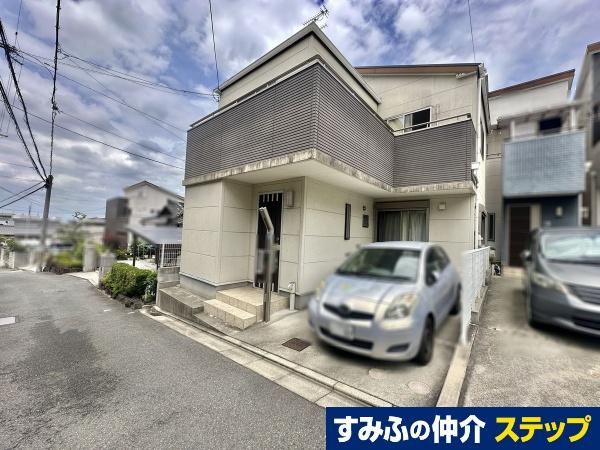 4LDK house in Higashiosaka, Osaka - Photo 1