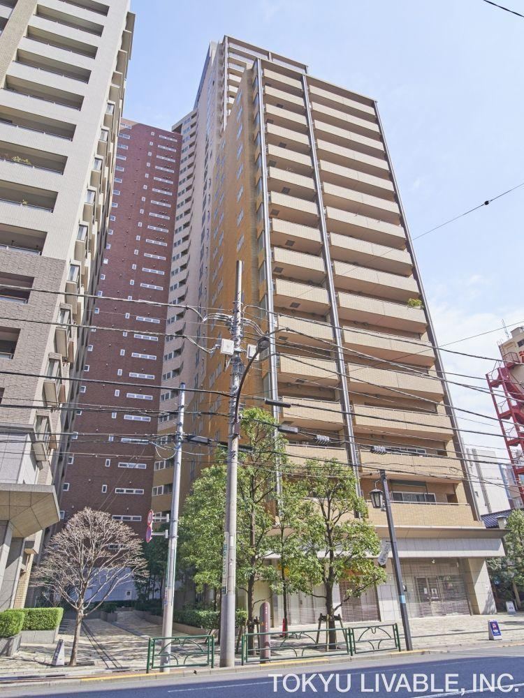 2LDK apartment in Bunkyo Ward, Tokyo - Photo 1