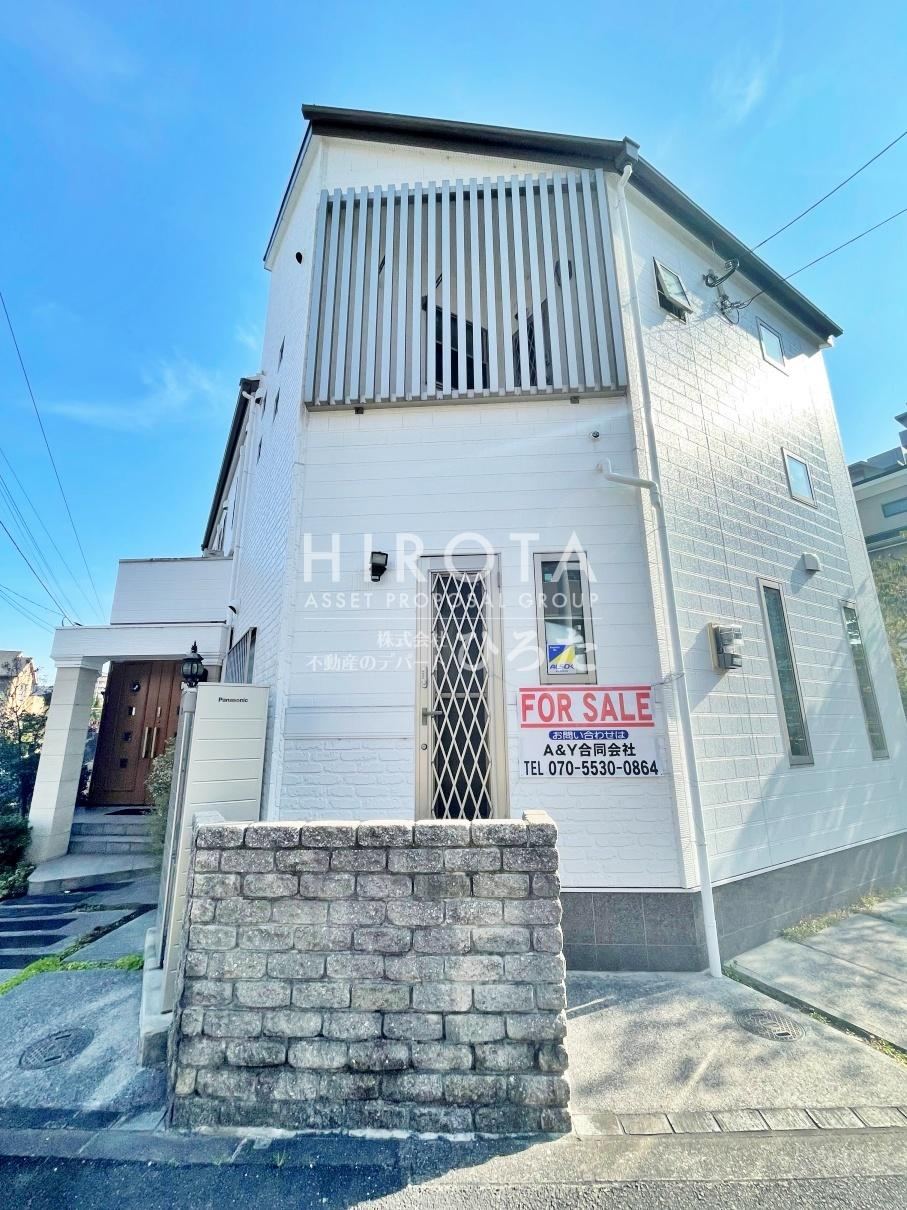 5LDK house in Tobata Ward, Kitakyushu, Fukuoka - Photo 1