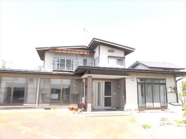 8DK house in Nagai, Yamagata - Photo 1