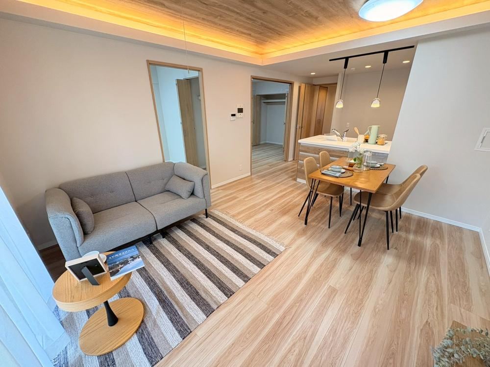 2LDK+S apartment in Aoi Ward, Shizuoka - Photo 1