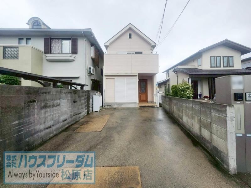 3LDK house in Naka Ward, Sakai, Osaka - Photo 1