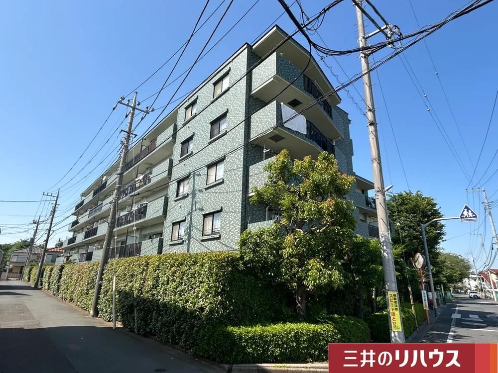 3LDK apartment in Nishitokyo, Tokyo - Photo 1