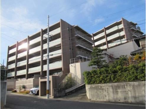3LDK apartment in Tempaku Ward, Nagoya, Aichi - Photo 1