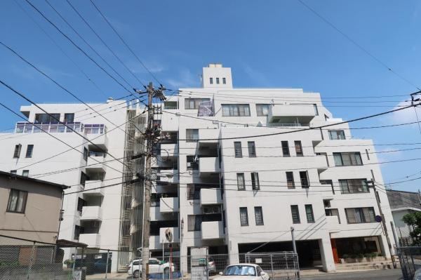 2LDK+S apartment in Minami Ward, Hiroshima - Photo 1