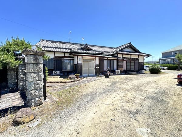 6LDK house in Sennan, Osaka - Photo 1