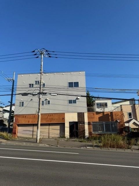 331 m² land in Toyohira Ward, Sapporo, Hokkaido - Photo 1