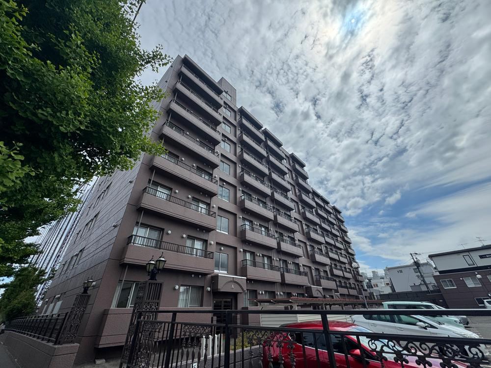3LDK apartment in Shiroishi Ward, Sapporo, Hokkaido - Photo 1