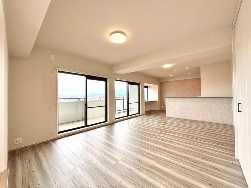 3LDK apartment in Saeki Ward, Hiroshima - Photo 1