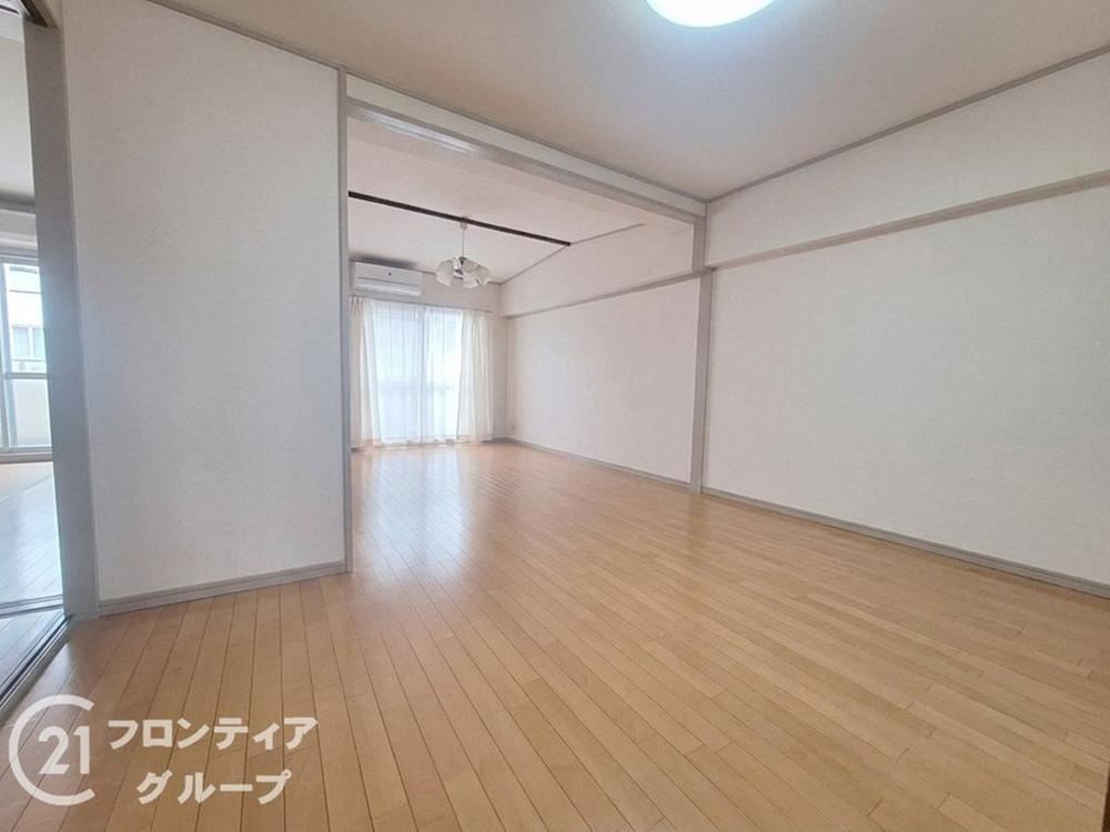 2LDK apartment in Minami Ward, Sakai, Osaka - Photo 1