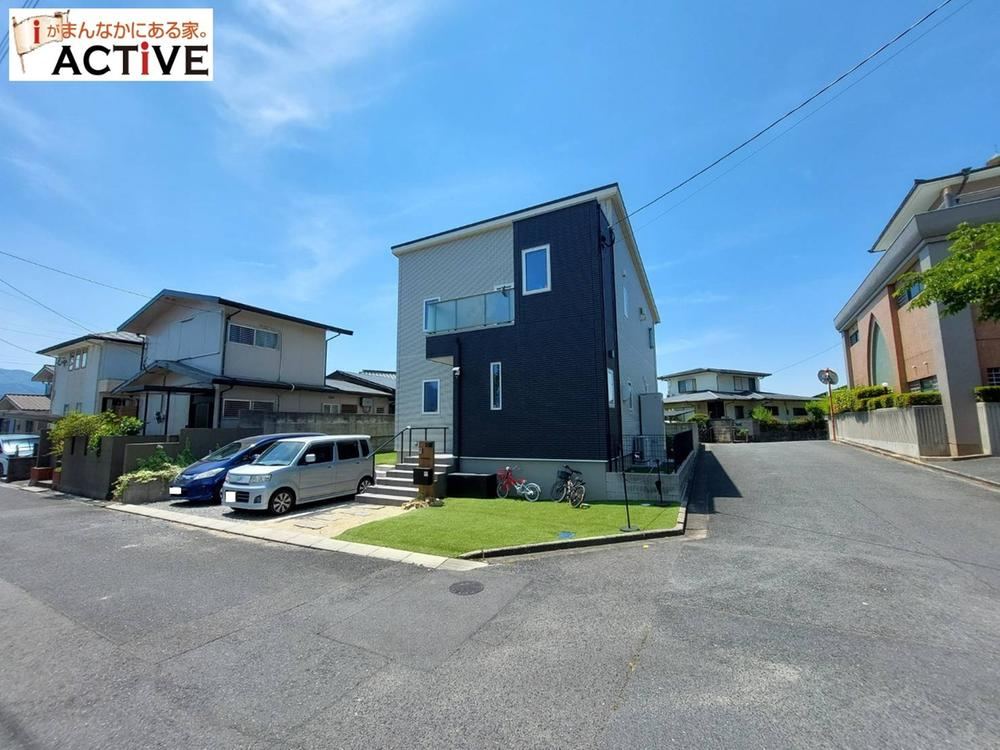 4LDK+2S house in Yahatanishi Ward, Kitakyushu, Fukuoka - Photo 1