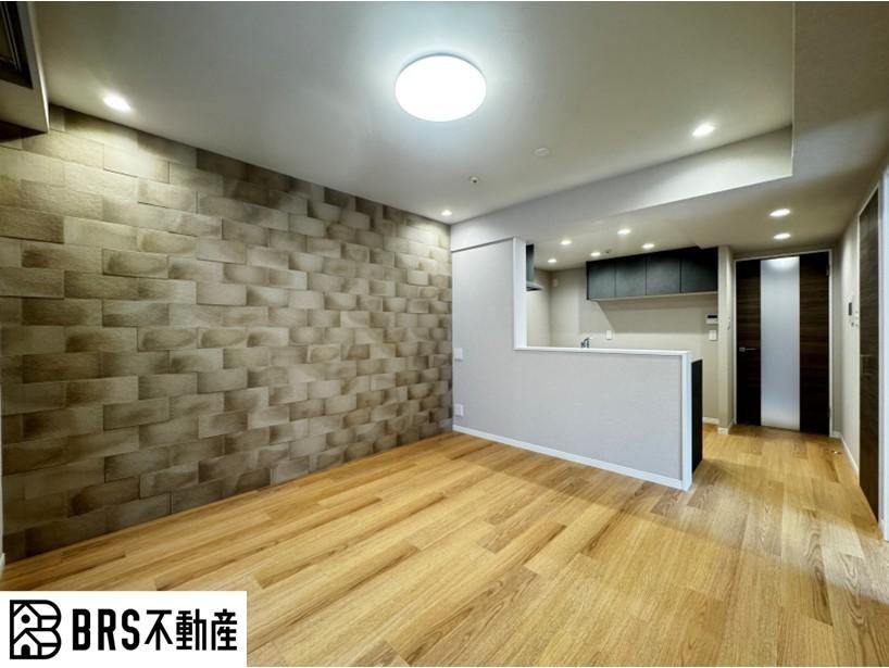 3LDK apartment in Soka, Saitama - Photo 1