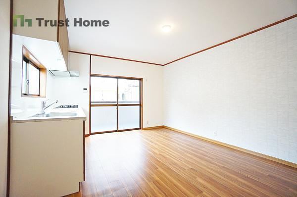 4LDK house in Higashinada Ward, Kobe, Hyogo - Photo 1