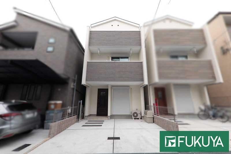 4LDK house in Ino Ward, Osaka - Photo 1