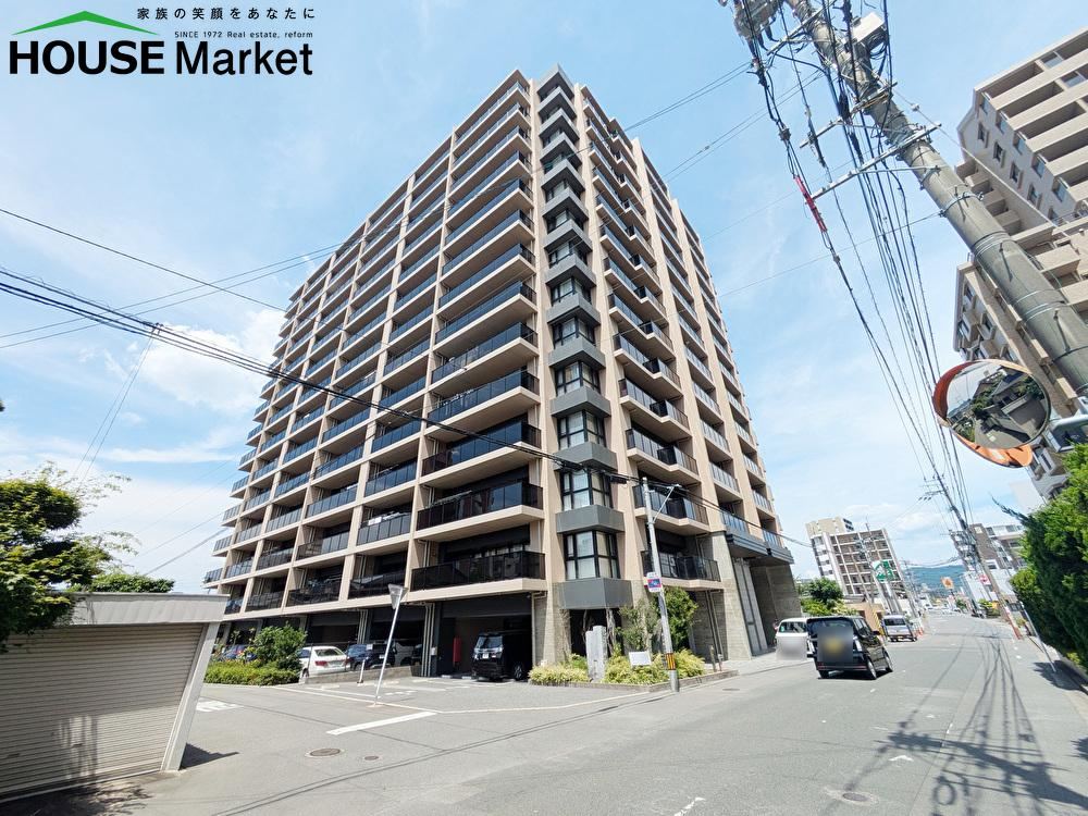 2LDK+S apartment in Chikushino, Fukuoka - Photo 1