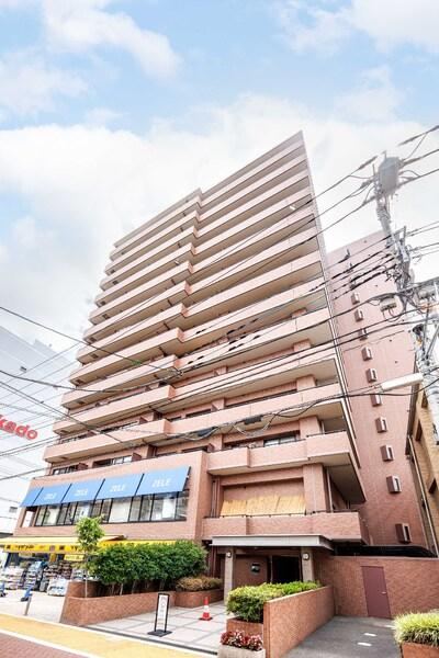 2LDK apartment in Soka, Saitama - Photo 1