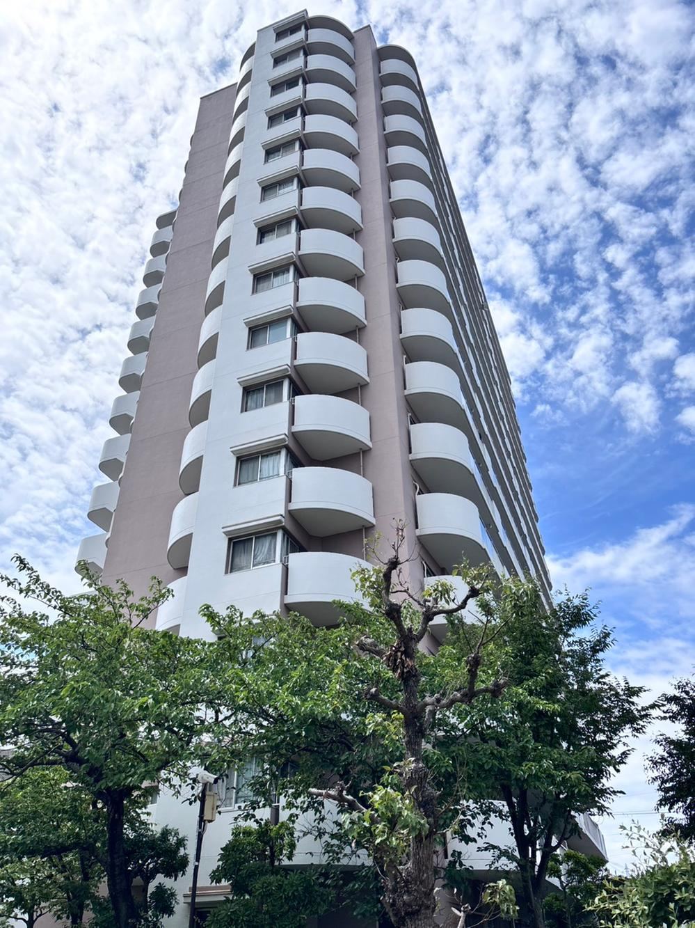 3LDK apartment in Izumiotsu, Osaka - Photo 1
