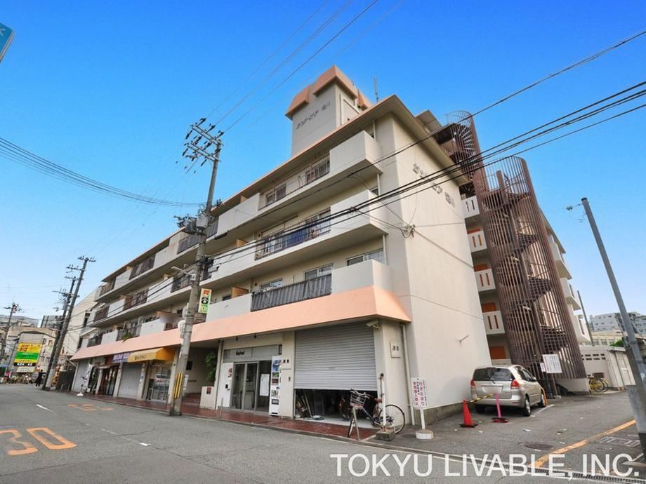 3LDK apartment in Yodogawa Ward, Osaka - Photo 1