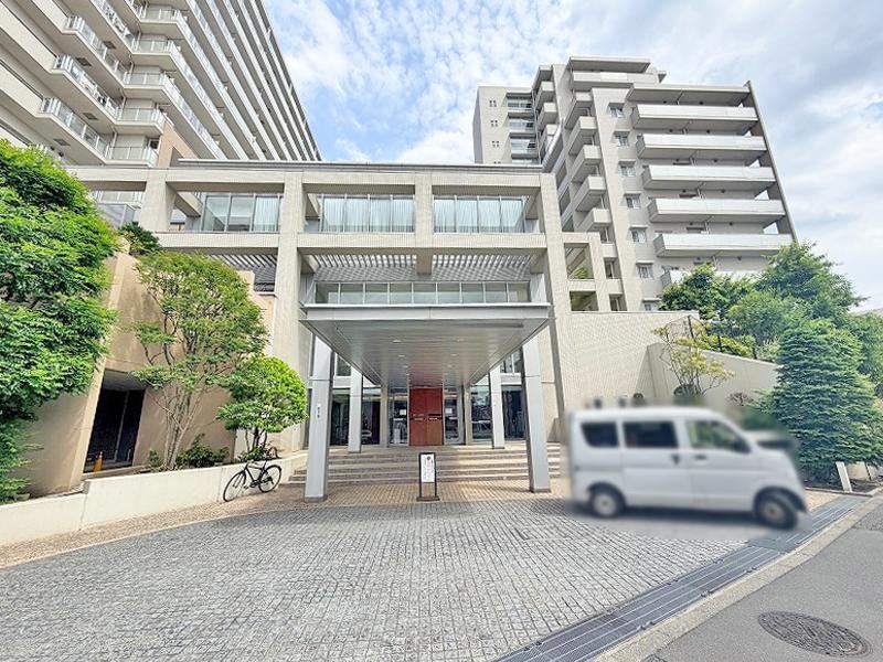 4LDK apartment in Adachi Ward, Tokyo - Photo 1