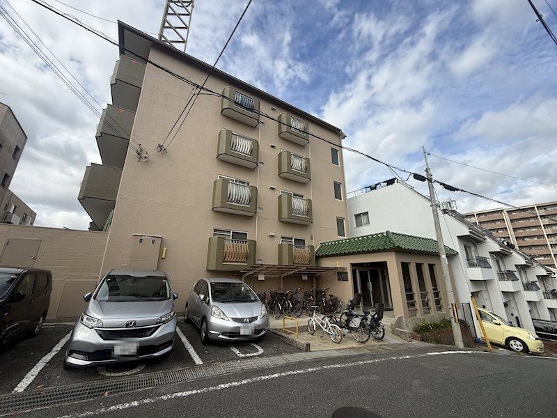 2LDK apartment in Ibaraki, Osaka - Photo 1
