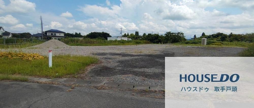 990 m² land in Ryugasaki, Ibaraki - Photo 1
