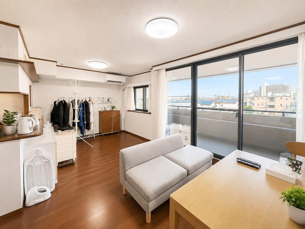 3LDK apartment in Takarazuka, Hyogo - Photo 1